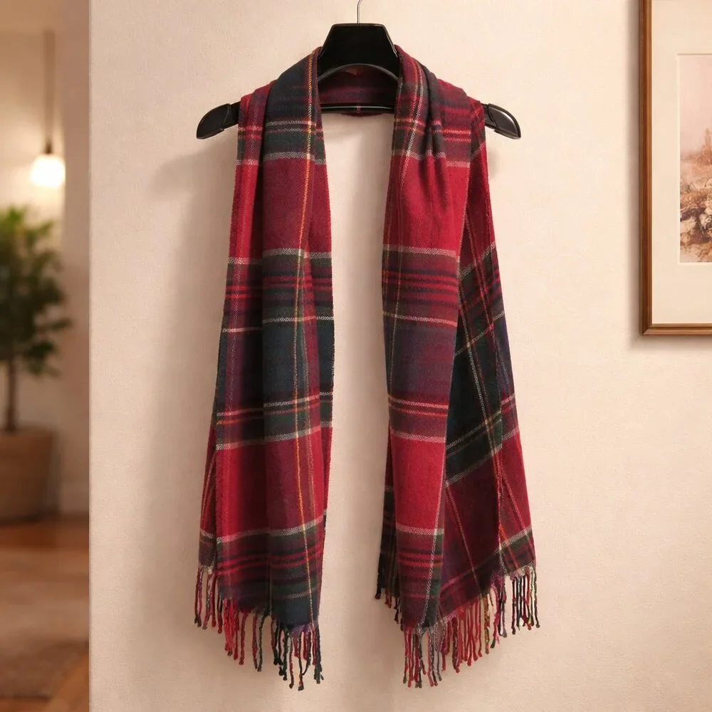 Style‎ & Cp Red and Black Plaid Tartan Scarf - NWOT